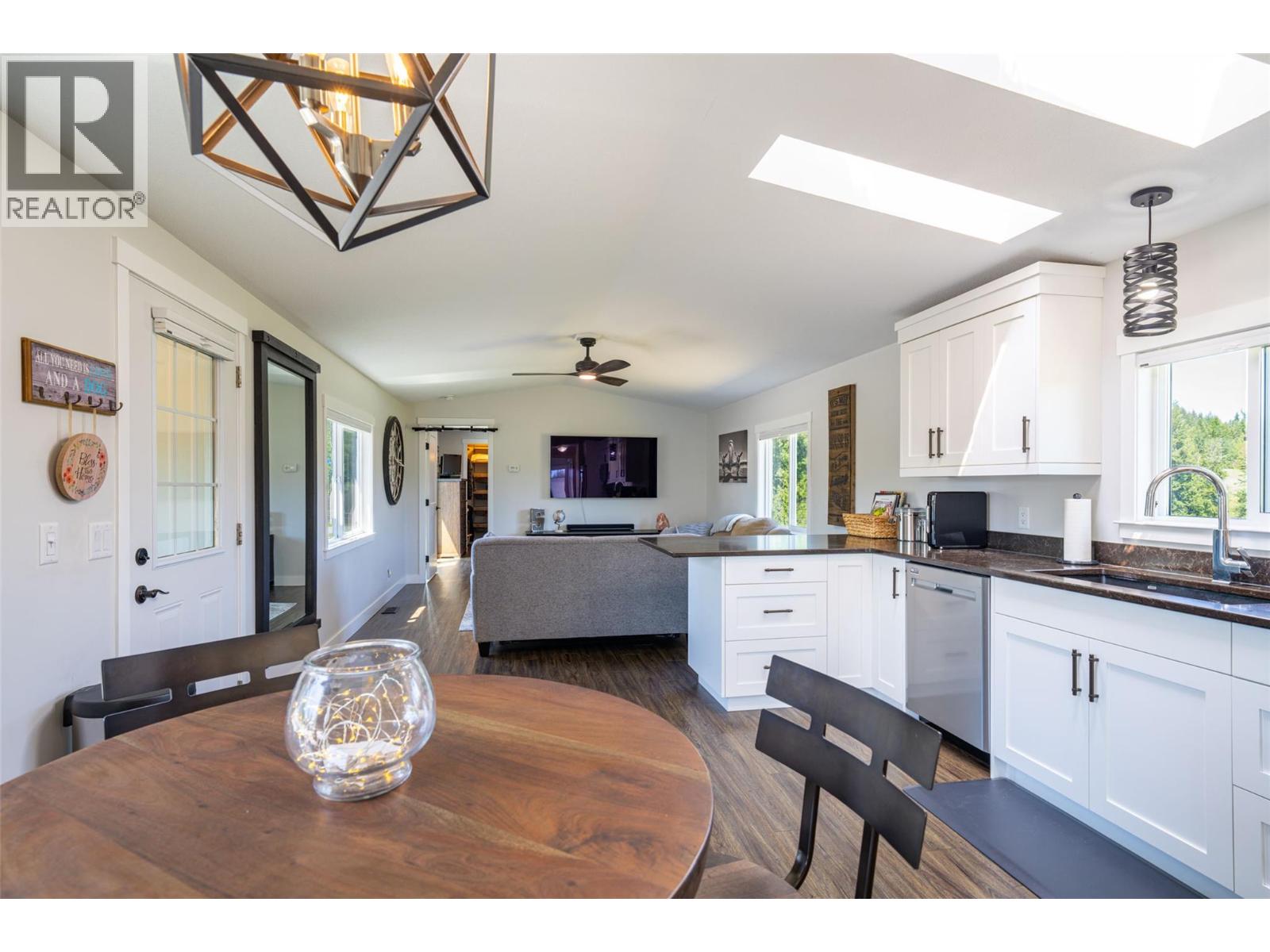 781 Grandview Bench Road, Salmon Arm, British Columbia  V1E 2X8 - Photo 16 - 10374781