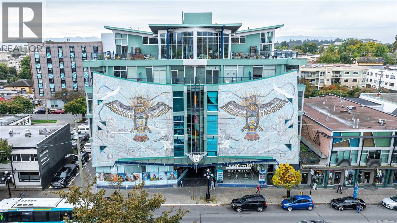 512 1061 Fort St, Victoria, British Columbia