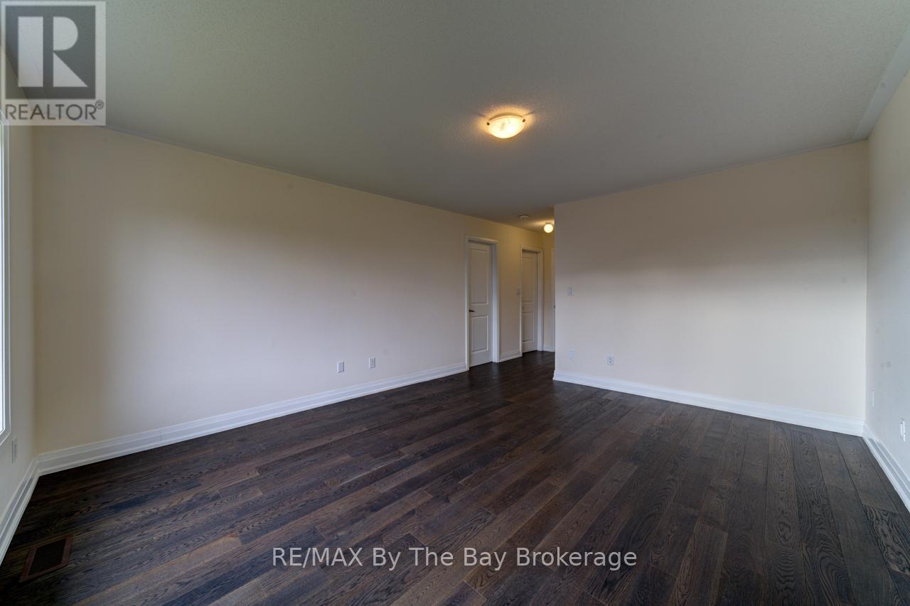 194 Rosanne Circle, Wasaga Beach, Ontario  L9Z 0N3 - Photo 25 - S12755836