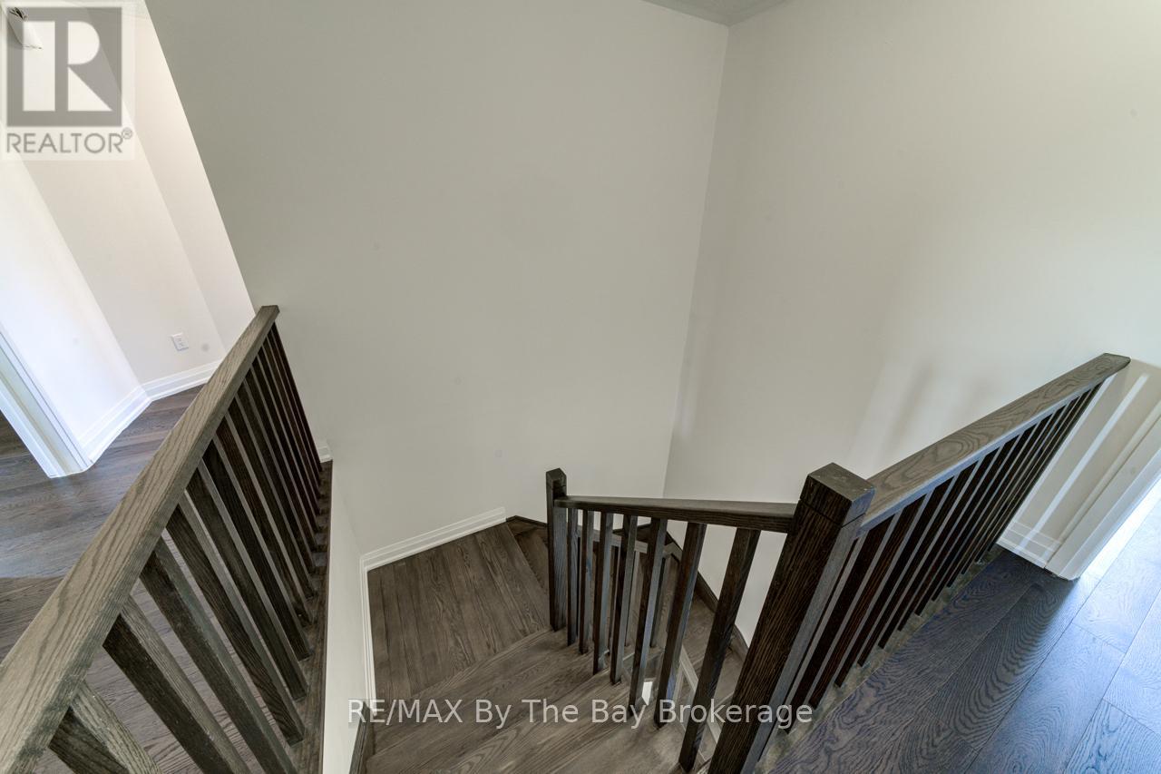 194 Rosanne Circle, Wasaga Beach, Ontario  L9Z 0N3 - Photo 40 - S12755836