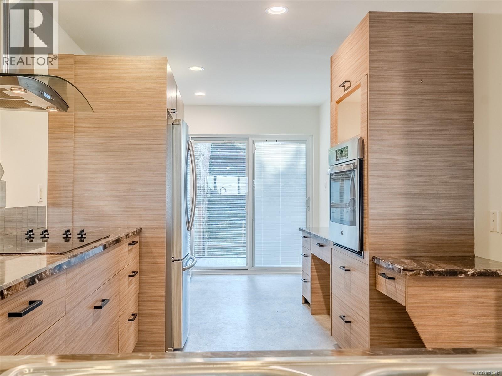 5997/6001 Hammond Bay Rd, Nanaimo, British Columbia  V9T 5M5 - Photo 11 - 1024052