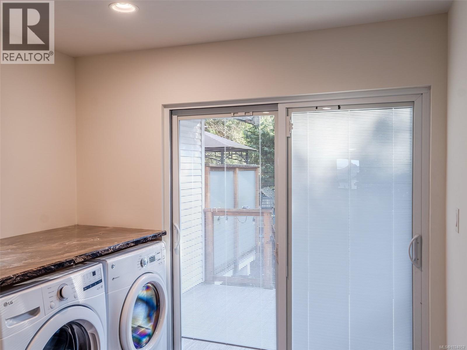 5997/6001 Hammond Bay Rd, Nanaimo, British Columbia  V9T 5M5 - Photo 12 - 1024052