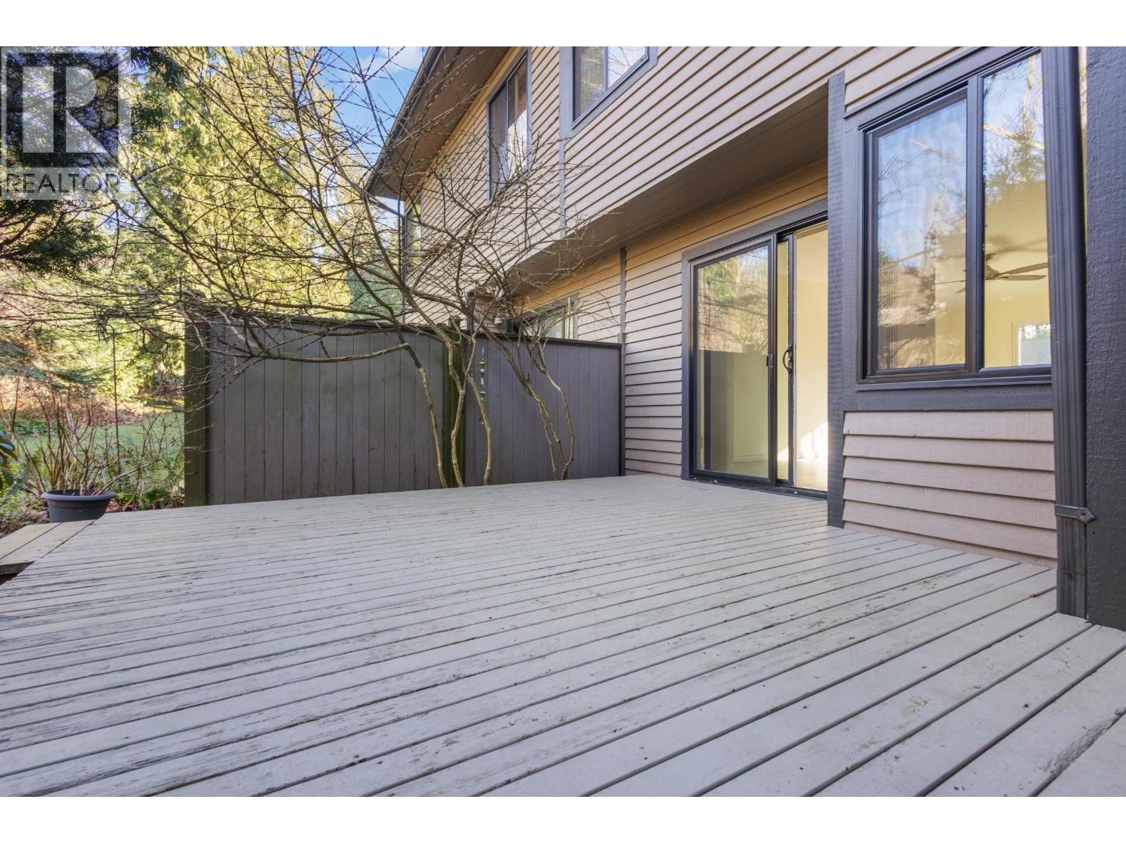 8531 Timber Court, Burnaby, British Columbia  V5A 4B6 - Photo 36 - R3085437