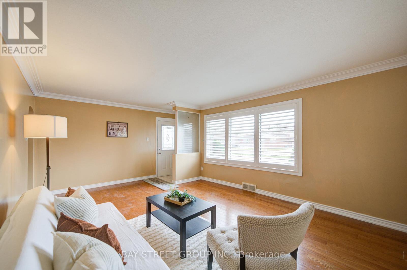 58 Broderick Avenue, Thorold, Ontario  L2V 2J1 - Photo 7 - X12755830