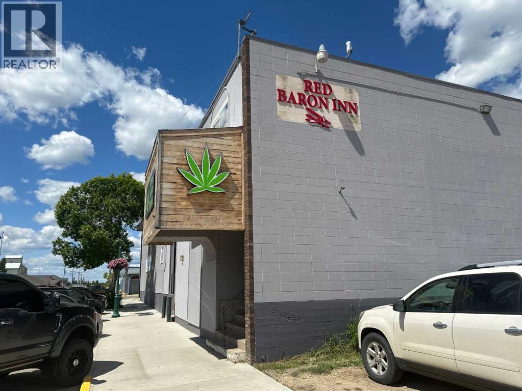 5011 50 Street, Barrhead, Alberta  T7N 1L1 - Photo 10 - A2283769