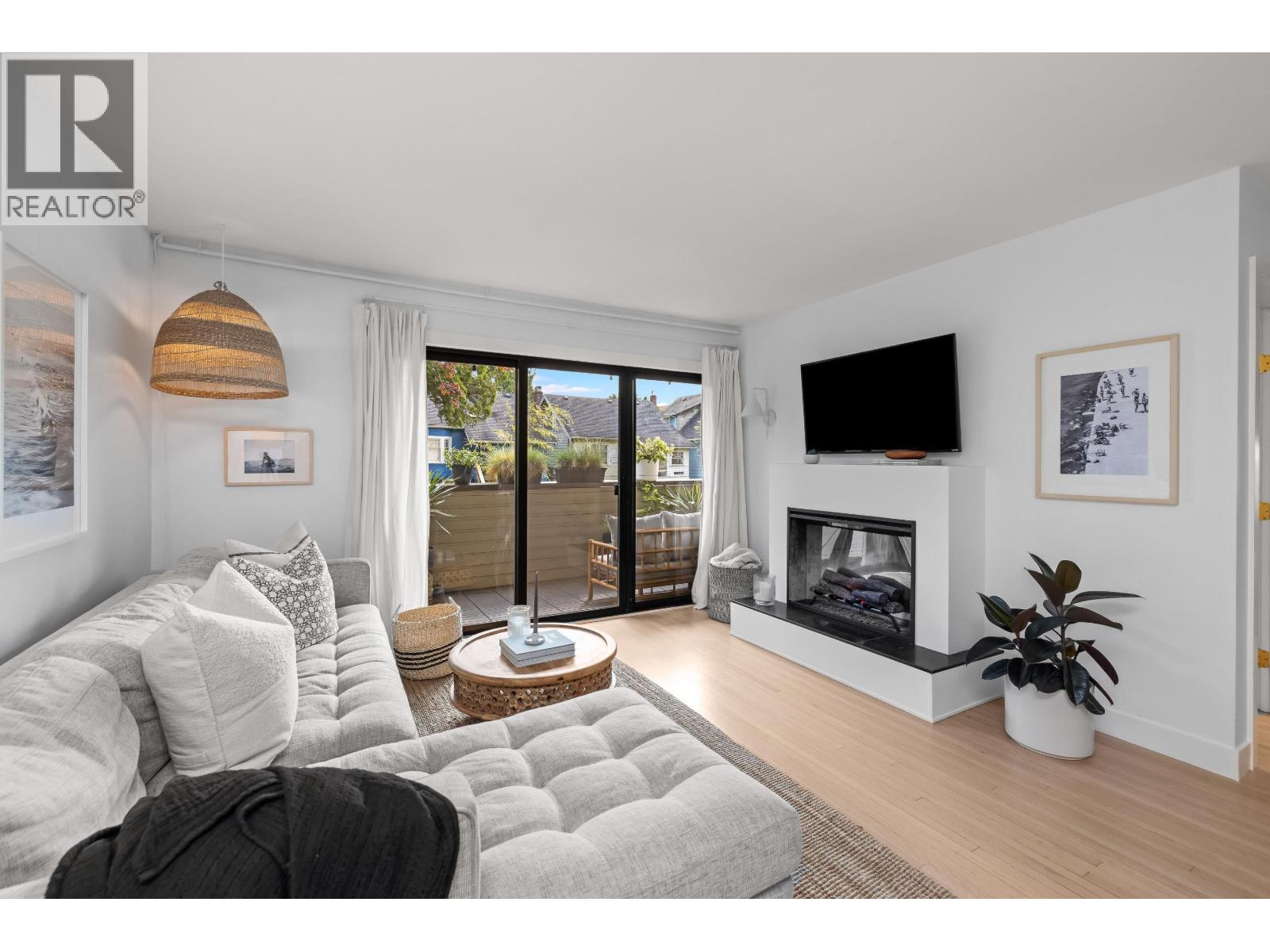 207 1424 Walnut Street, Vancouver, British Columbia  V6J 3R3 - Photo 10 - R3086353