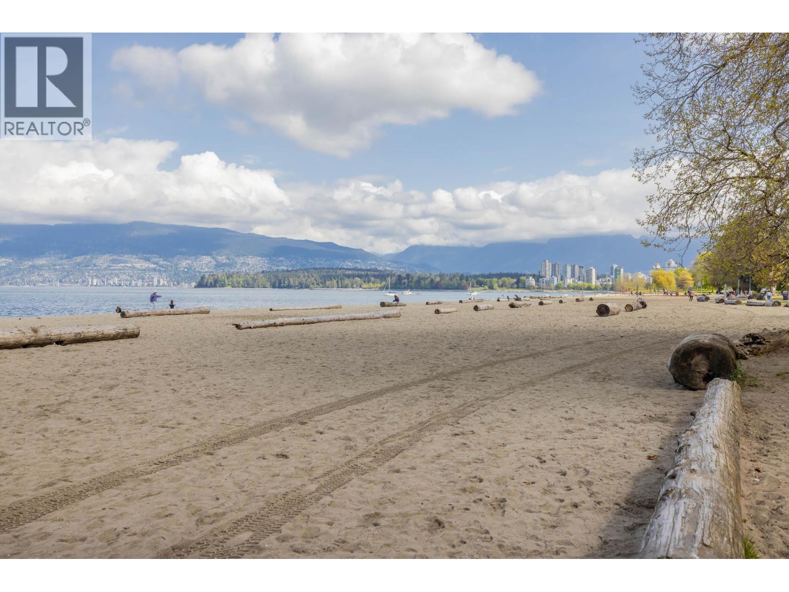 207 1424 Walnut Street, Vancouver, British Columbia  V6J 3R3 - Photo 24 - R3086353