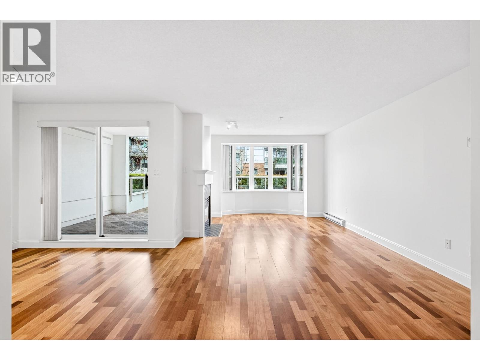 213 220 Newport Drive, Port Moody, British Columbia  V3H 5B8 - Photo 3 - R3086369