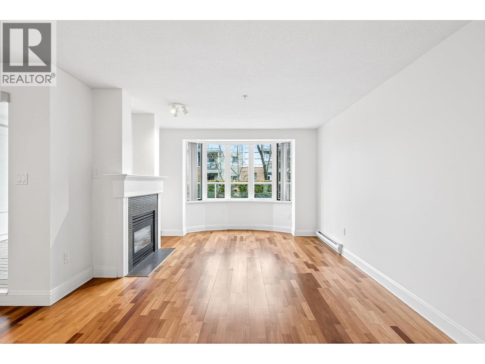 213 220 Newport Drive, Port Moody, British Columbia  V3H 5B8 - Photo 5 - R3086369