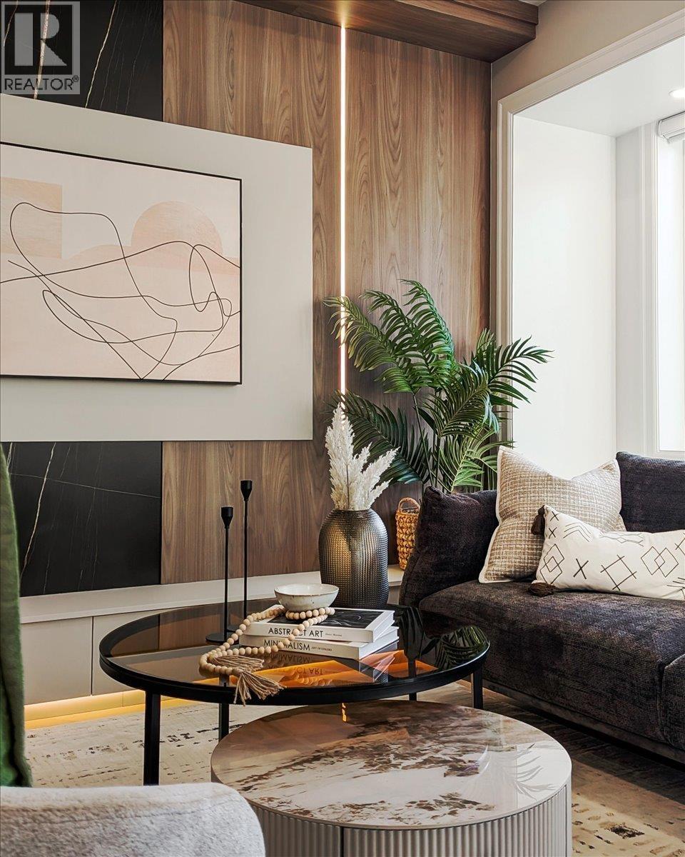 2 6061 Sherbrooke Street, Vancouver, British Columbia  V5W 3N3 - Photo 3 - R3086385