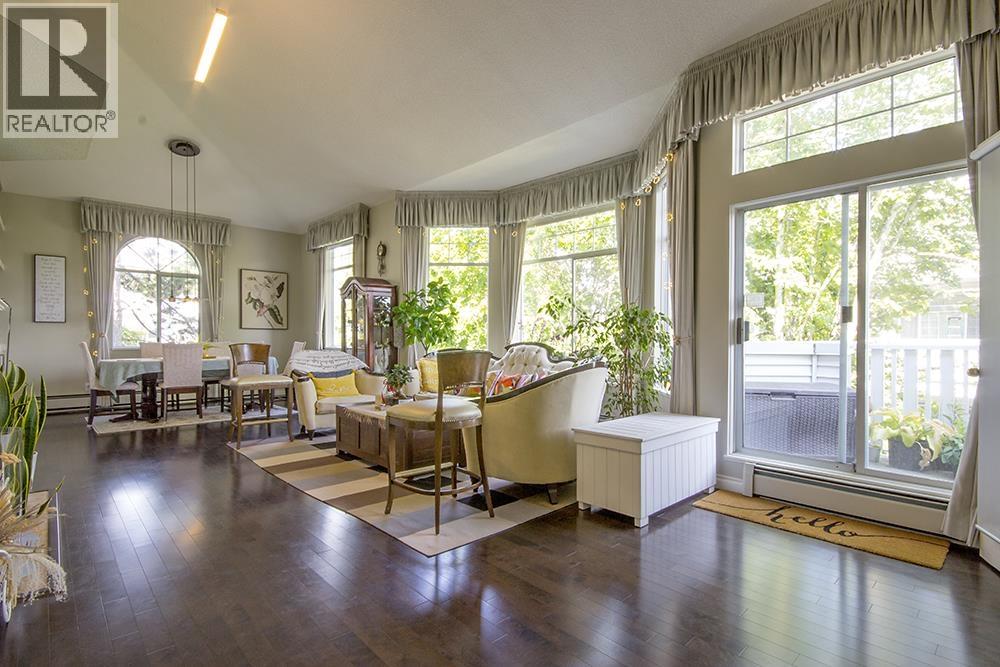 202 7680 Minoru Boulevard, Richmond, British Columbia  V6Y 1Z5 - Photo 1 - R3086389