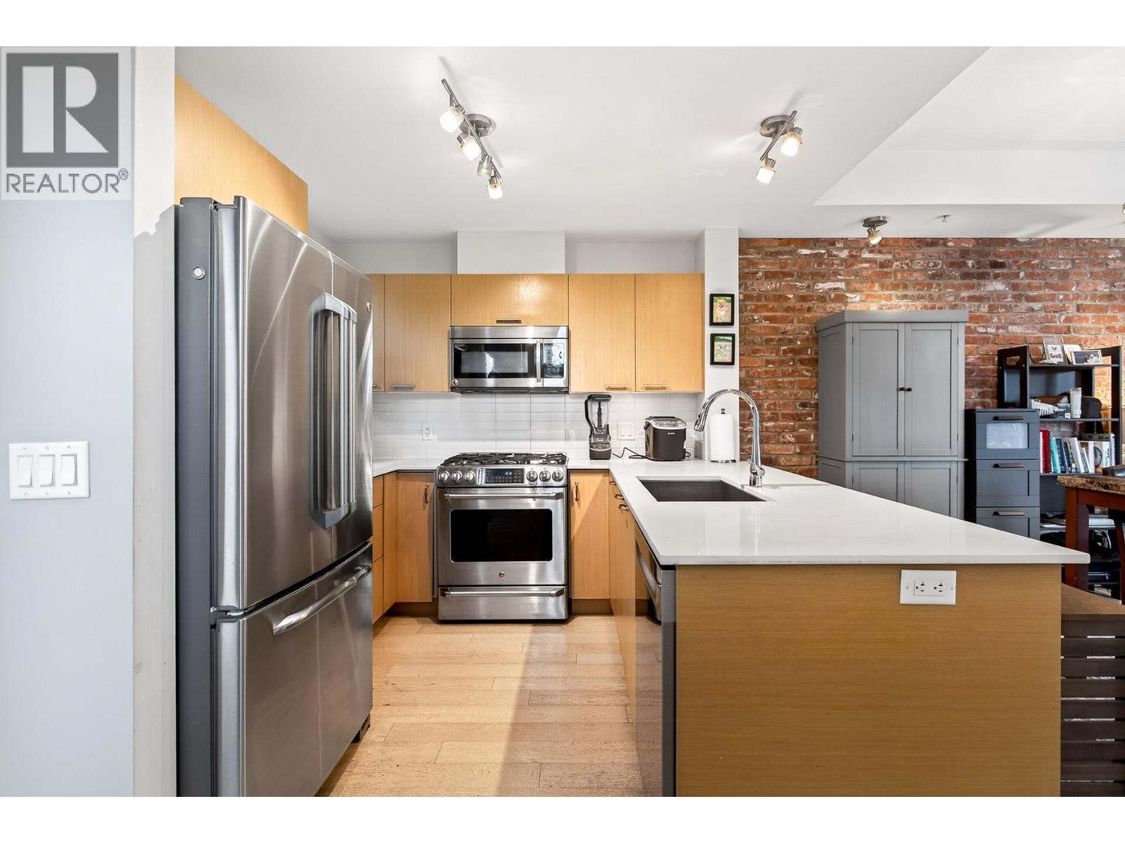 336 95 Moody Street, Port Moody, British Columbia  V3H 0H2 - Photo 3 - R3086392