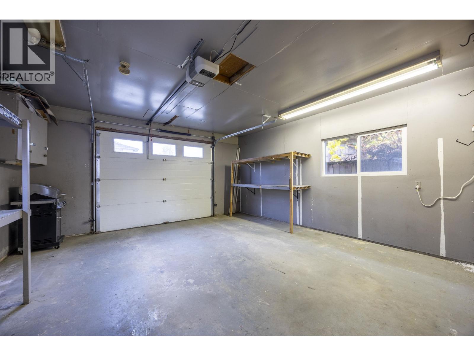 1927 Coquitlam Avenue, Port Coquitlam, British Columbia  V3B 1J2 - Photo 34 - R3086373