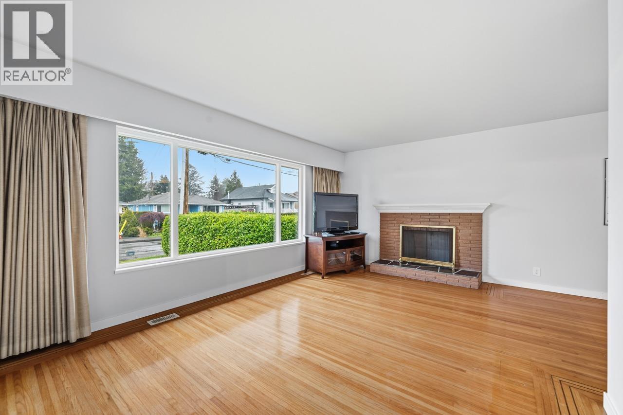 474 Dixon Street, New Westminster, British Columbia  V3L 3H5 - Photo 11 - R3086394