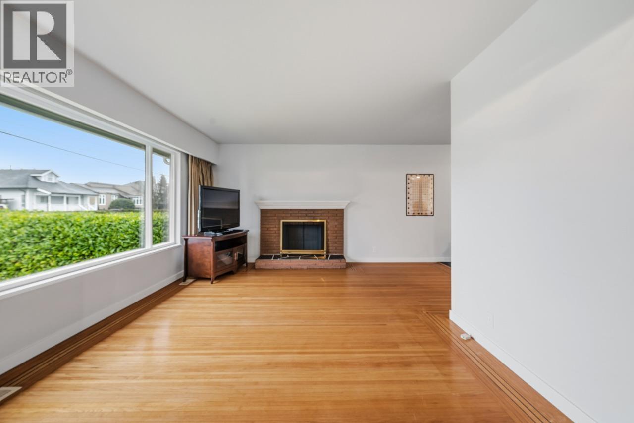 474 Dixon Street, New Westminster, British Columbia  V3L 3H5 - Photo 12 - R3086394