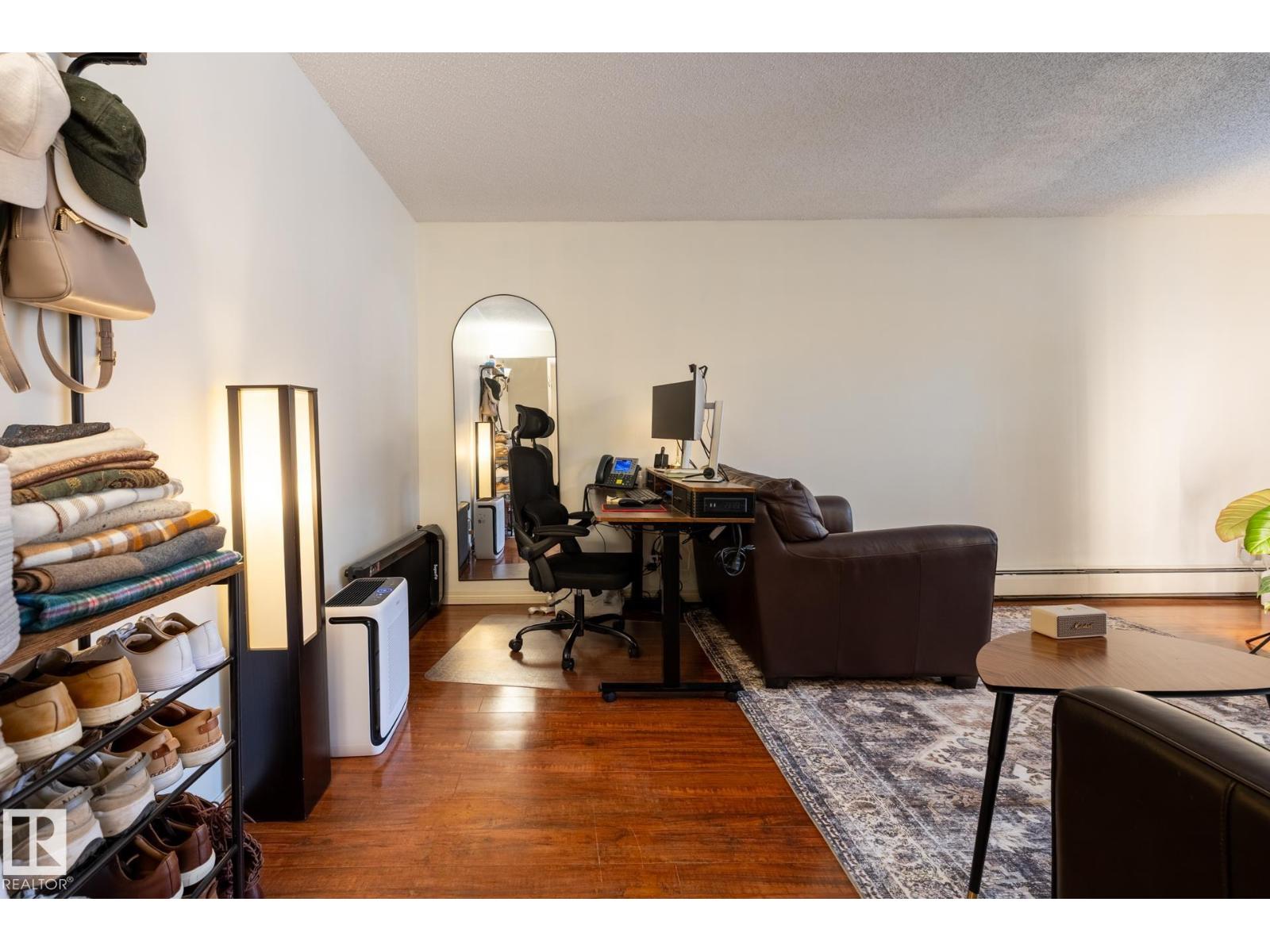 #307 5730 Riverbend Rd Nw, Edmonton, Alberta T6H 4H4 - Photo 5 - E4471833