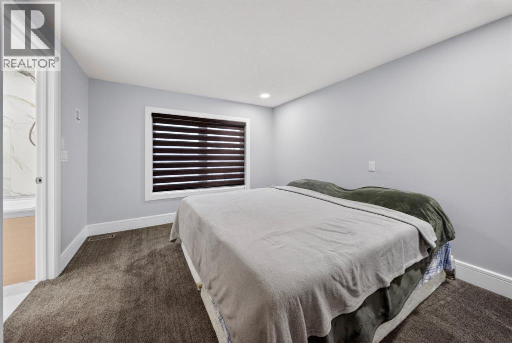 740 Lake Ontario Drive Se, Calgary, Alberta  T2J 3J8 - Photo 19 - A2282637