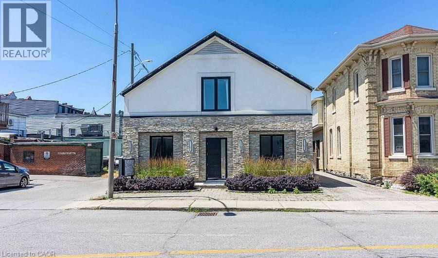 5 Wellington Street, Woodstock, Ontario  N4S 6P1 - Photo 2 - 40802619