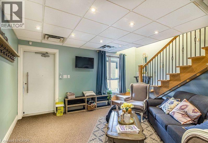 5 Wellington Street, Woodstock, Ontario  N4S 6P1 - Photo 5 - 40802619