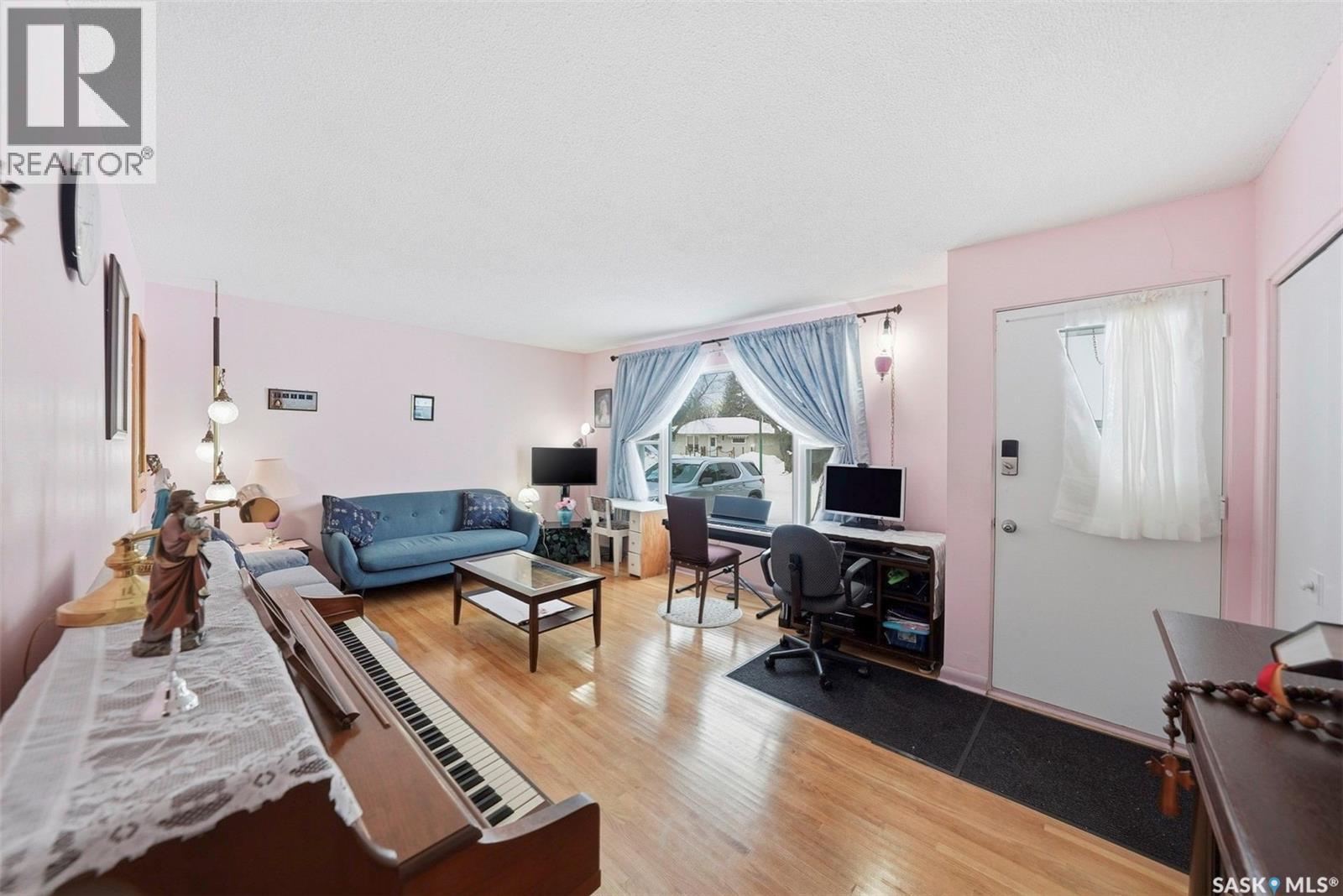 333 25th Street W, Prince Albert, Saskatchewan  S6V 4P5 - Photo 6 - SK027780