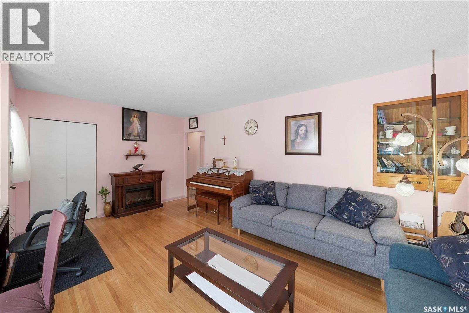 333 25th Street W, Prince Albert, Saskatchewan  S6V 4P5 - Photo 5 - SK027780