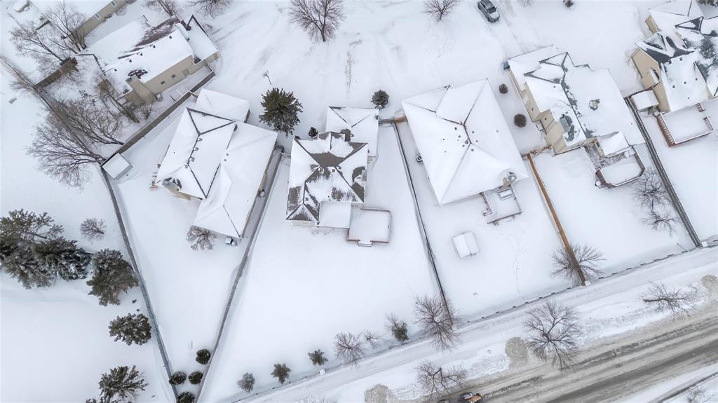 23 Oakhurst Crescent, Winnipeg, Manitoba  R2P 2L7 - Photo 28 - 202601932