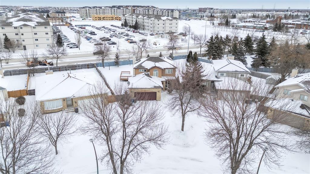 23 Oakhurst Crescent, Winnipeg, Manitoba  R2P 2L7 - Photo 34 - 202601932