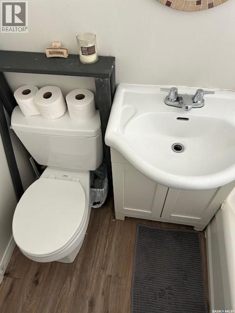 A And B 402 Ash Street E, Saskatoon, Saskatchewan  S7J 0K5 - Photo 19 - SK027887