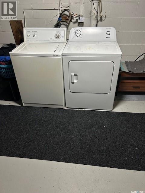 A And B 402 Ash Street E, Saskatoon, Saskatchewan  S7J 0K5 - Photo 23 - SK027887