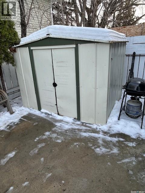 A And B 402 Ash Street E, Saskatoon, Saskatchewan  S7J 0K5 - Photo 27 - SK027887