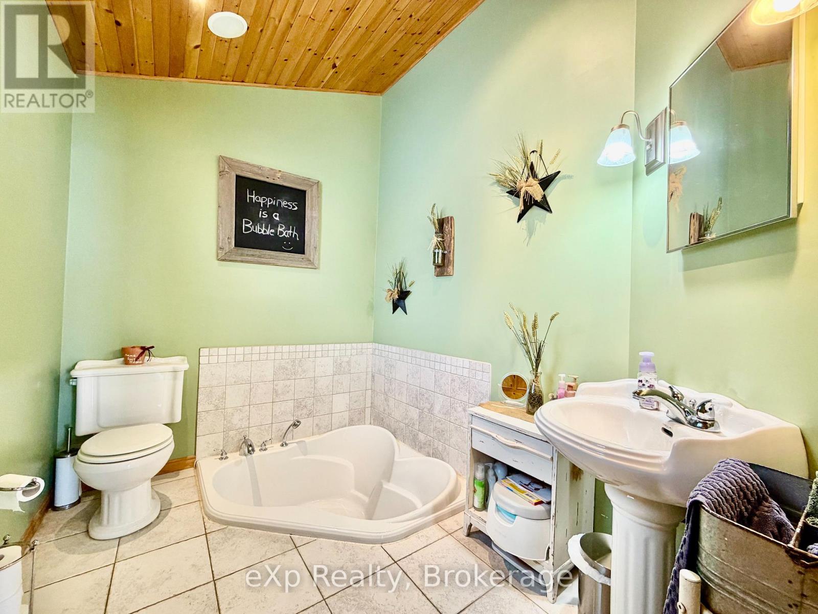 1 Ellen Street, South Bruce, Ontario  N0G 2V0 - Photo 9 - X12755890