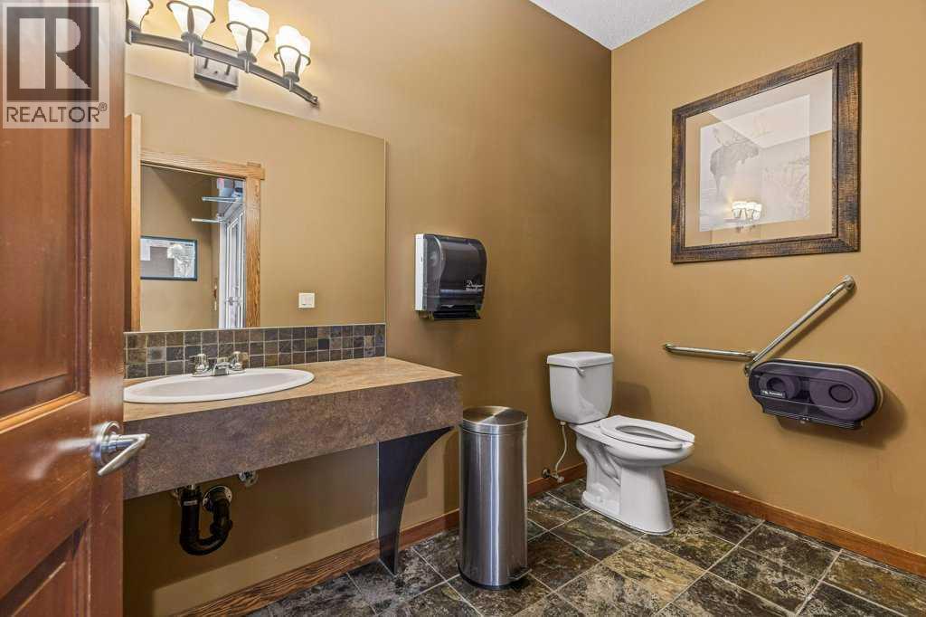 301, 150 Crossbow Place, Canmore, Alberta  T1W 3H5 - Photo 33 - A2253771