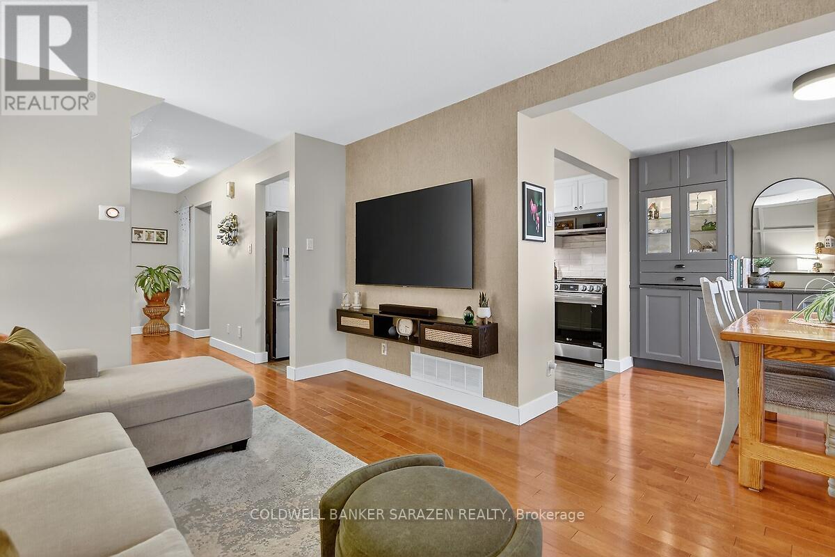 55 Woodpark Way, Ottawa, Ontario  K2J 4C6 - Photo 4 - X12755906