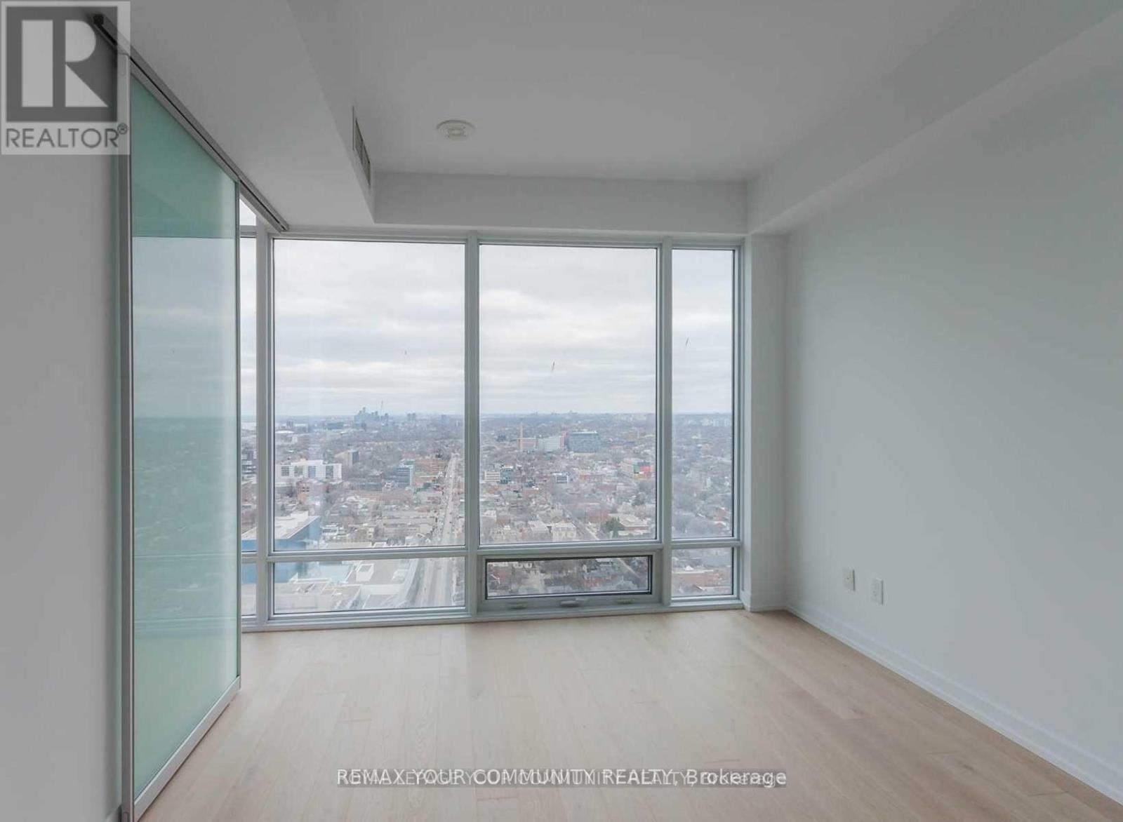 2510 - 488 University Avenue, Toronto, Ontario  M5G 0C1 - Photo 21 - C12755876