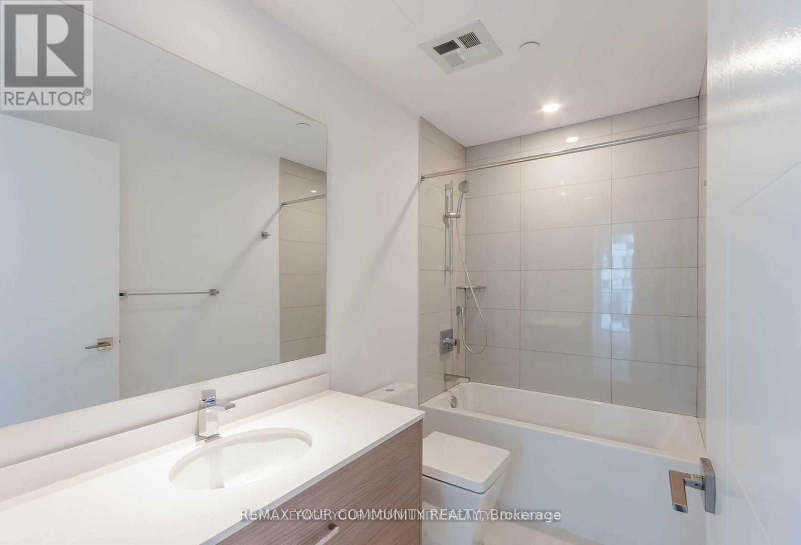 2510 - 488 University Avenue, Toronto, Ontario  M5G 0C1 - Photo 27 - C12755876