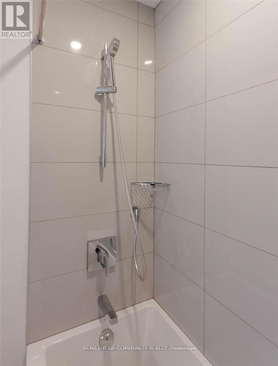 2510 - 488 University Avenue, Toronto, Ontario  M5G 0C1 - Photo 28 - C12755876