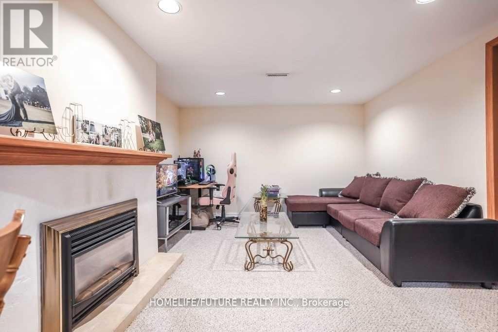 Bsmt - 7 Gillbank Crescent, Toronto, Ontario  M1E 4H8 - Photo 3 - E12755868