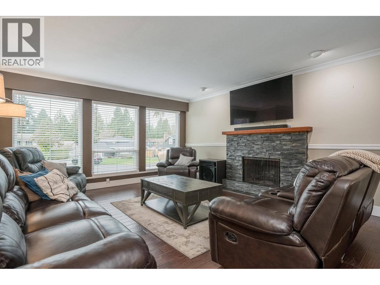 286 Robson Place, Delta, British Columbia  V4M 3P4 - Photo 2 - R3086345