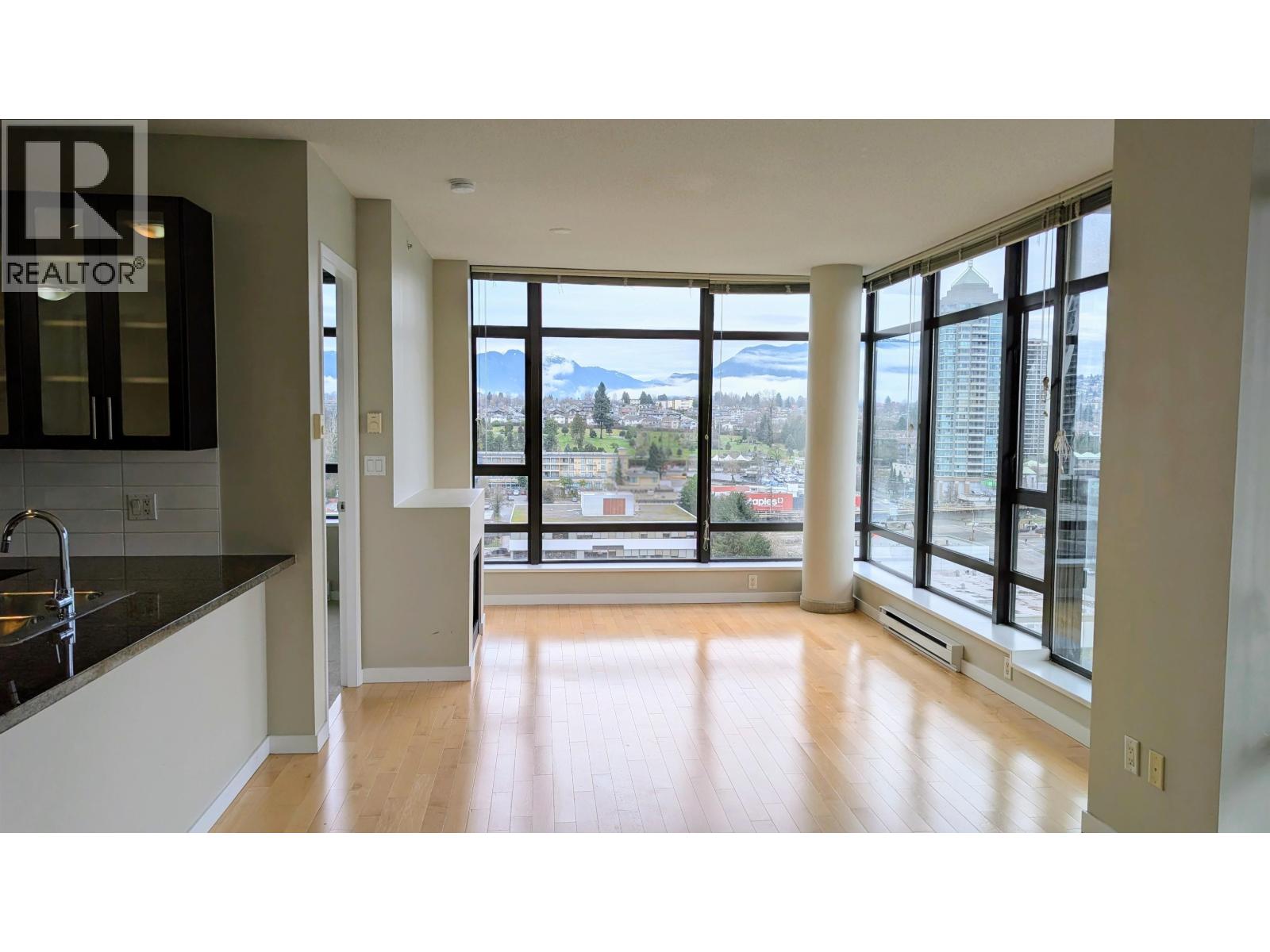 1703 4250 Dawson Street, Burnaby, British Columbia  V5C 4B1 - Photo 2 - R3086039