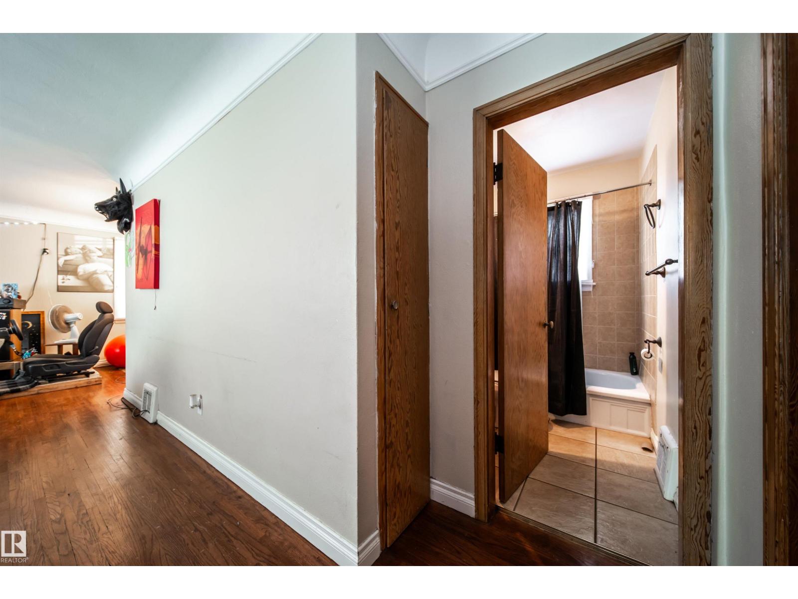 7910 75 St Nw, Edmonton, Alberta  T6C 2G5 - Photo 13 - E4461266