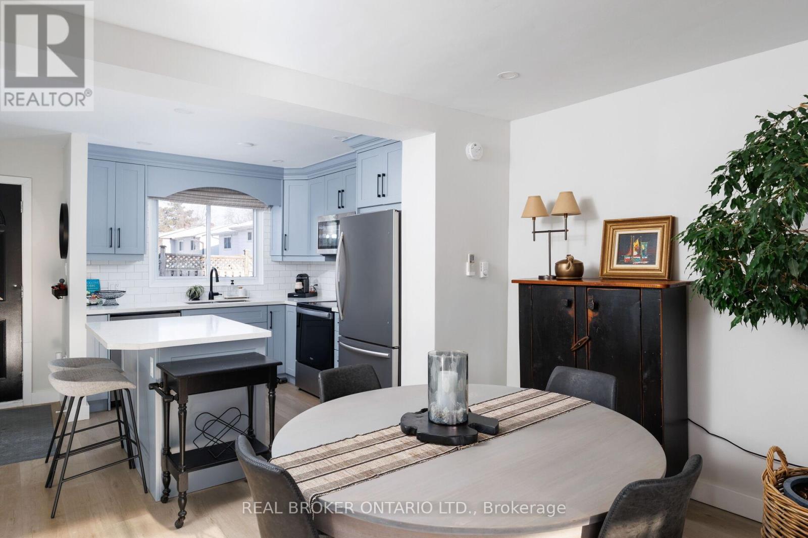 23 - 61 Sarah Lane, Oakville, Ontario  L6L 3V2 - Photo 9 - W12755866