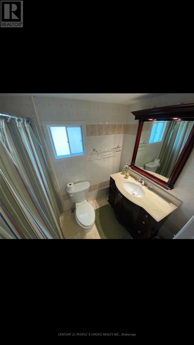 88 Mansfield Street, Brampton (Central Park), Ontario  L6S 2Y6 - Photo 15 - W12755914