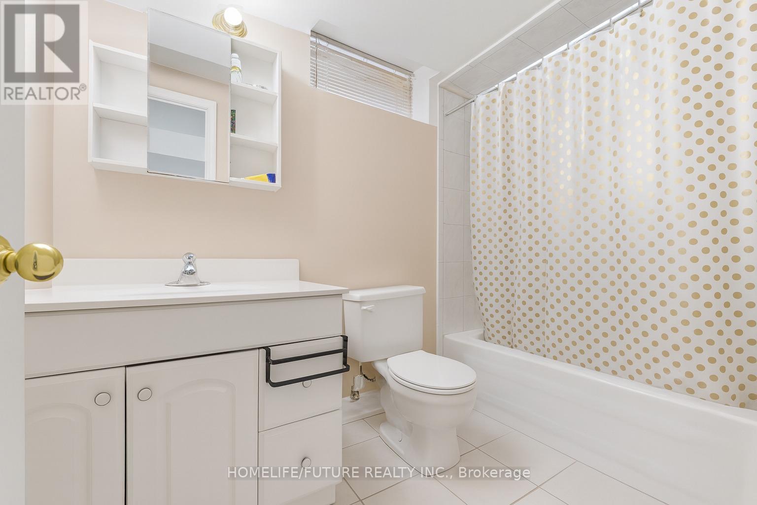 Bsmt (A) - 382 Harrowsmith Drive, Mississauga (Hurontario), Ontario  L5R 3V1 - Photo 10 - W12755922