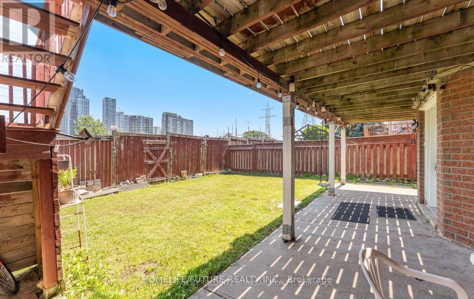 Bsmt (A) - 382 Harrowsmith Drive, Mississauga (Hurontario), Ontario  L5R 3V1 - Photo 15 - W12755922