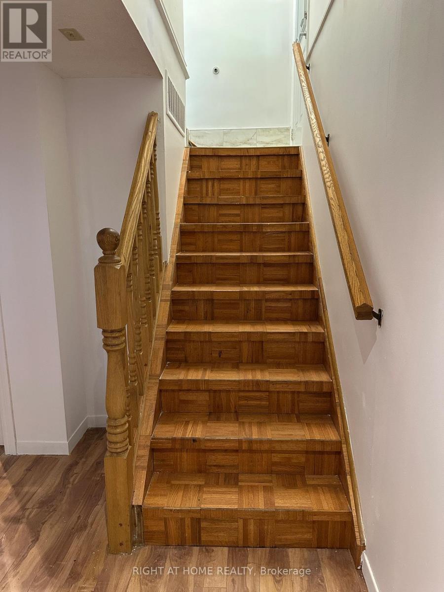 16 Rowanwood Avenue, Brant (Brantford Twp), Ontario  N3S 7B6 - Photo 3 - X12755860