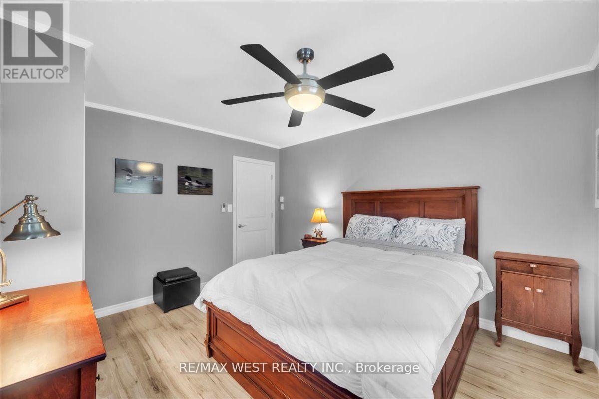 1017 Rays Lane, Minden Hills (Minden), Ontario  K0M 2K0 - Photo 13 - X12755908