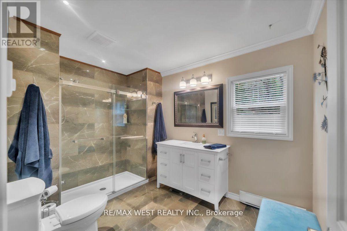 1017 Rays Lane, Minden Hills (Minden), Ontario  K0M 2K0 - Photo 14 - X12755908