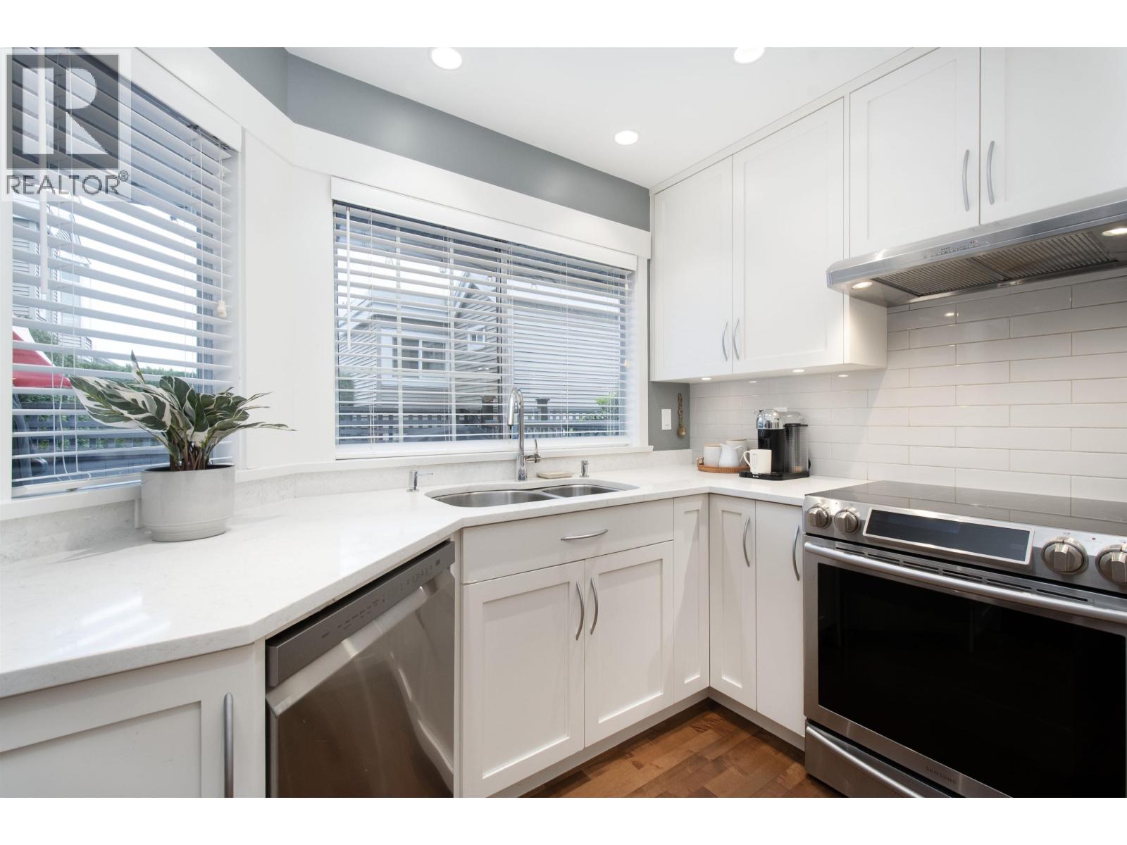 118 216 E 6th Street, North Vancouver, British Columbia  V7L 1P5 - Photo 13 - R3085941