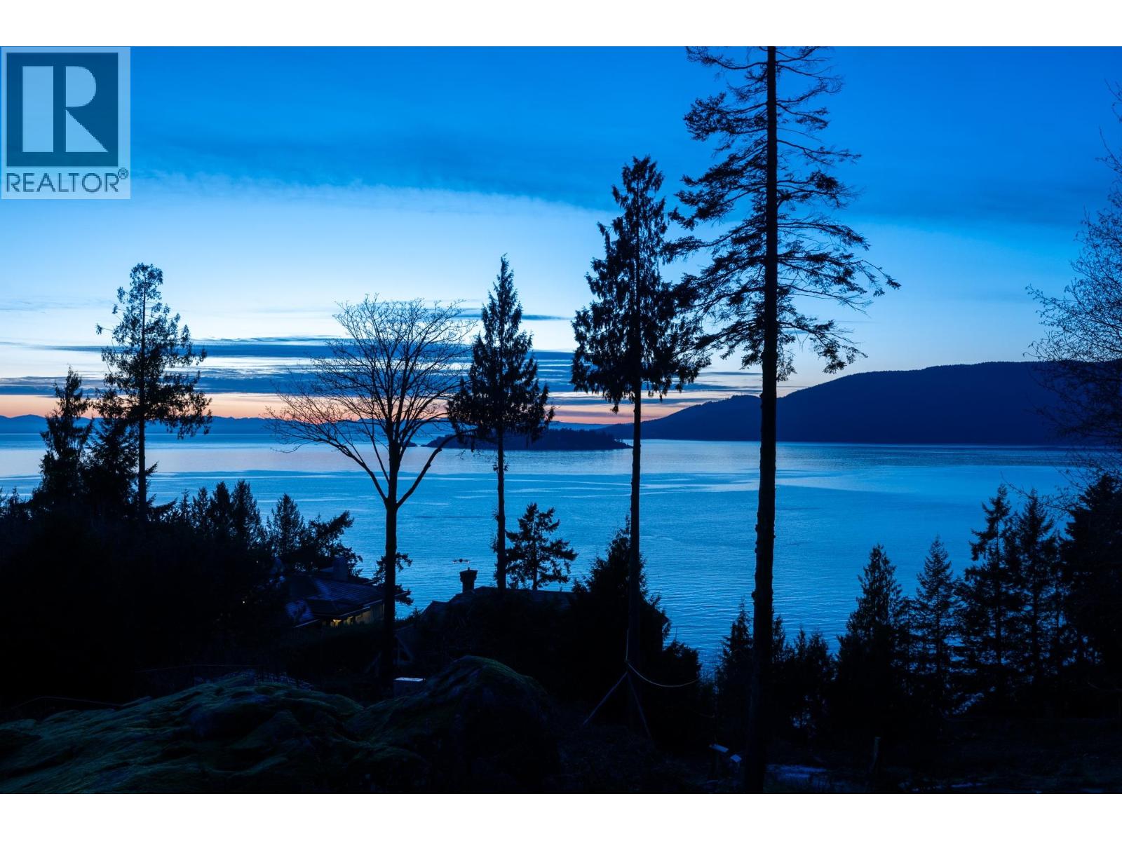 5450 Marine Drive, West Vancouver, British Columbia  V7W 2R2 - Photo 40 - R3086381