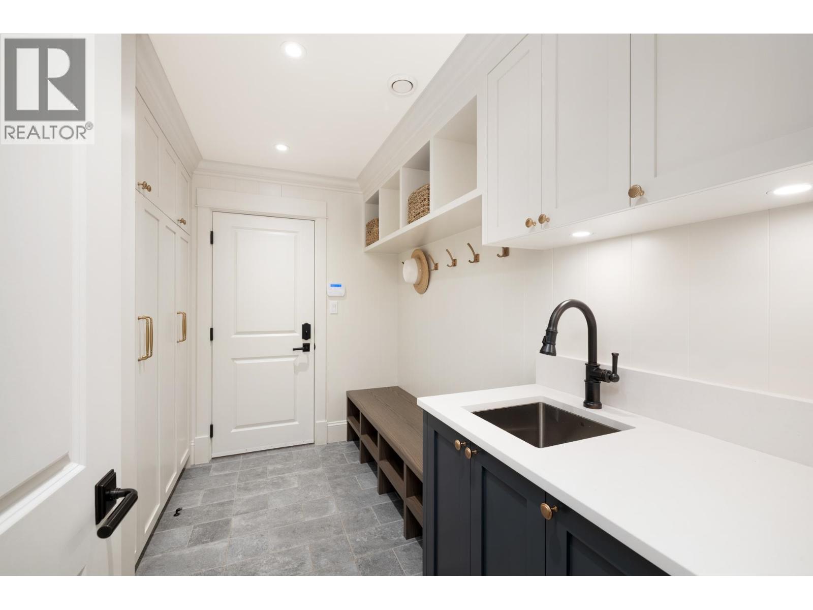 5450 Marine Drive, West Vancouver, British Columbia  V7W 2R2 - Photo 18 - R3086381